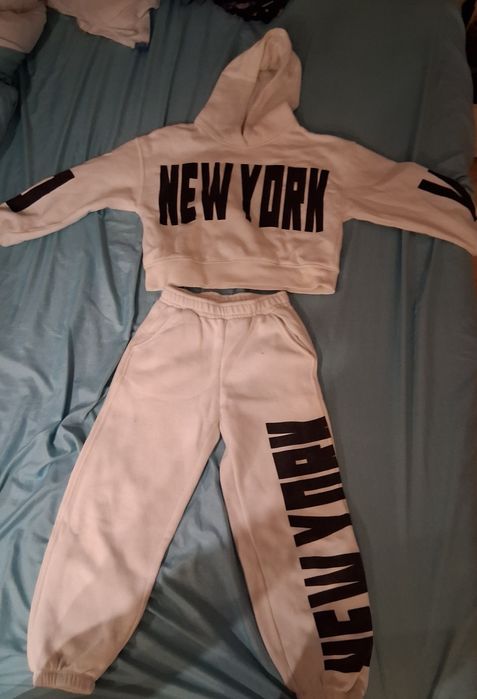 Анцунг за момиченце на ZARA