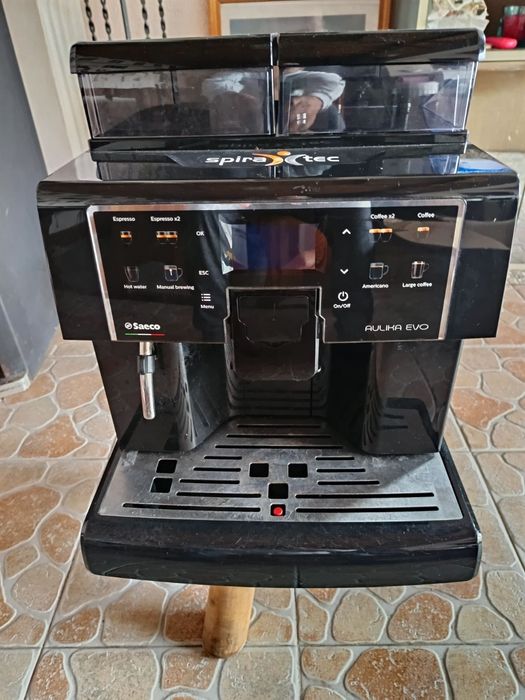 Saeco Aulika Evo Black – Модел 2023г. | Като нова!