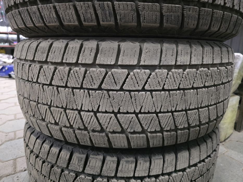 Bridgestone DM-V3