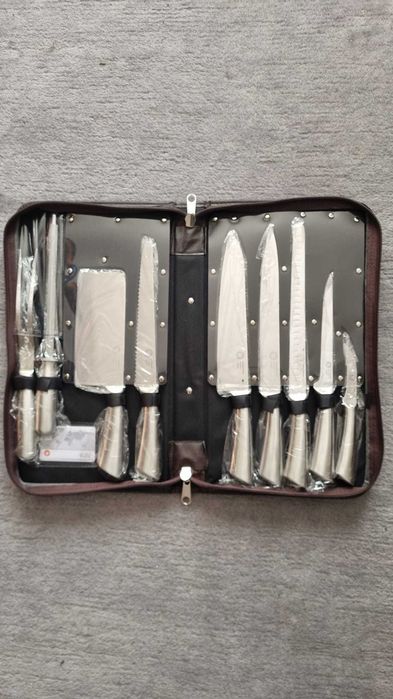 Set inox tacâmuri si cuțite Besteckkoffer 20 ani garanție