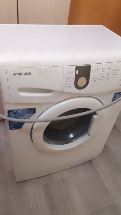 Продам стиральную машинку автомат