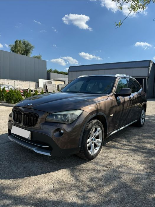 BMW X1 2012 — imagine 2