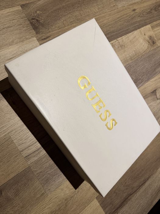 Sneakers damă GUESS Belluna – Negri (mărimea 37)