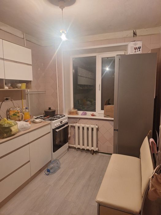 Продам двухкомнатный квартиру