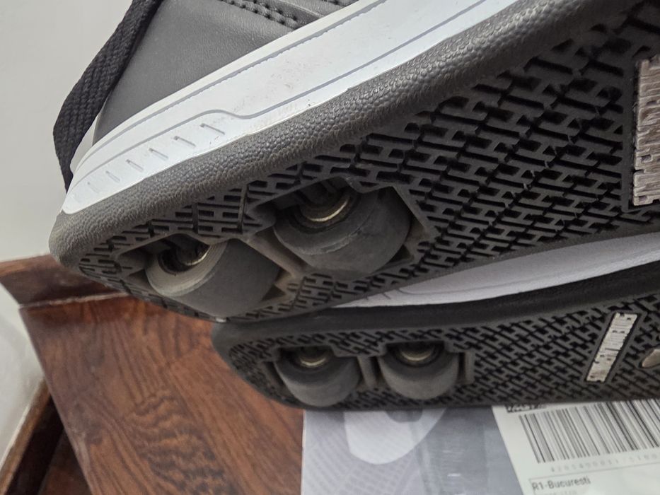 Adidasi Sidewalk Sports cu role