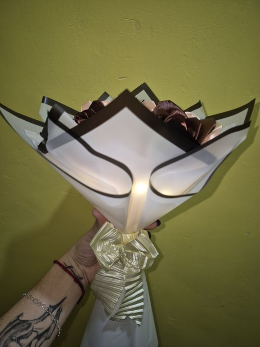 Сатенени вечни  букети