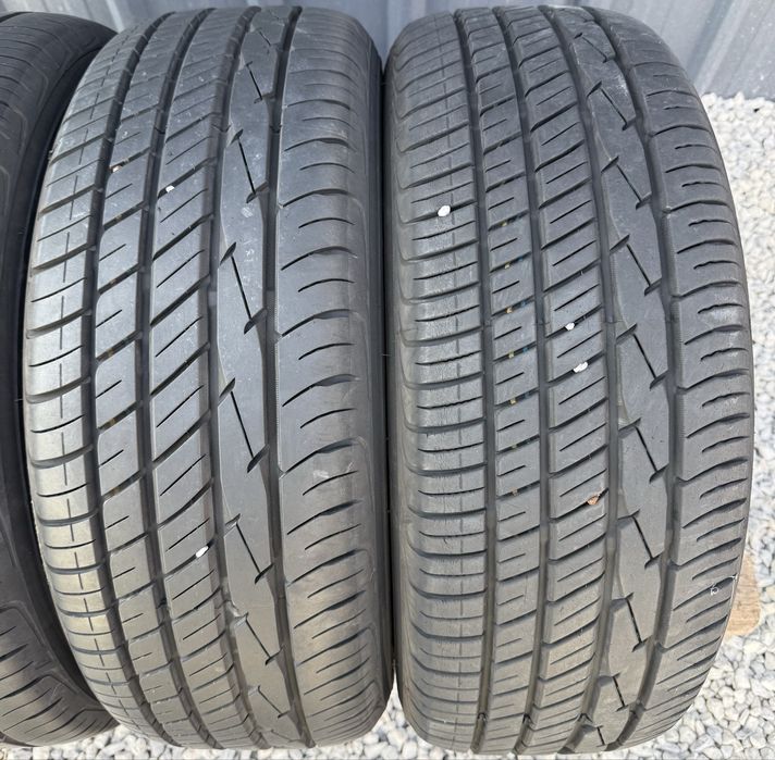 4бр 205/55/16 на 7мм с 22дот Тойо Япония