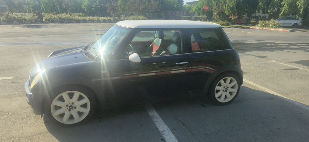 De vanzare Mini Cooper,1.6 benzina,an 2003