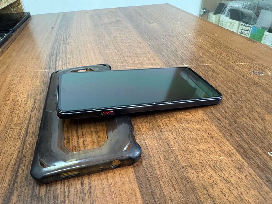 Продам Red magic 7 s pro 12/256