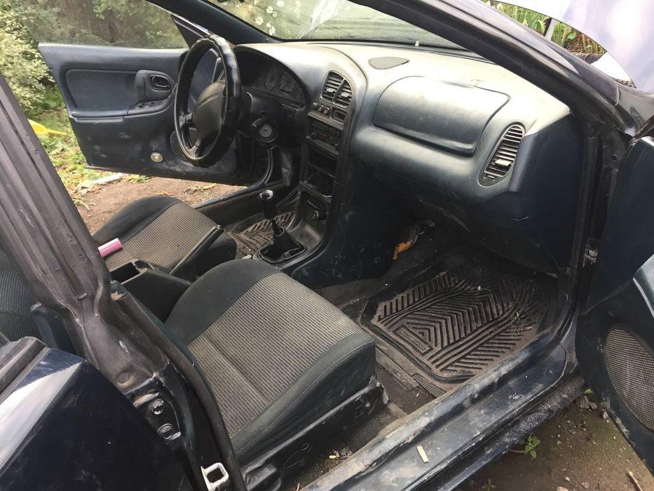 Продам Мазду 323