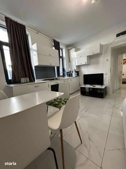 Apartament 3 Camere De Inchiriat