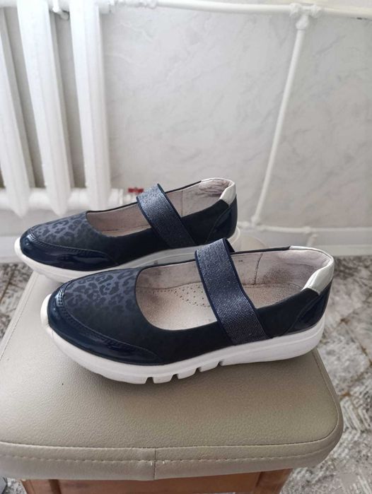 Туфли для девочки 35 размер КЖБИ