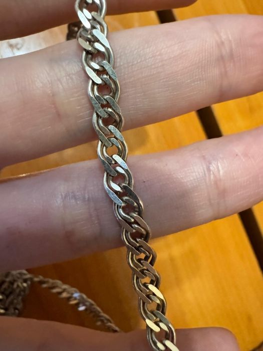 Продам крестик с цепочькой