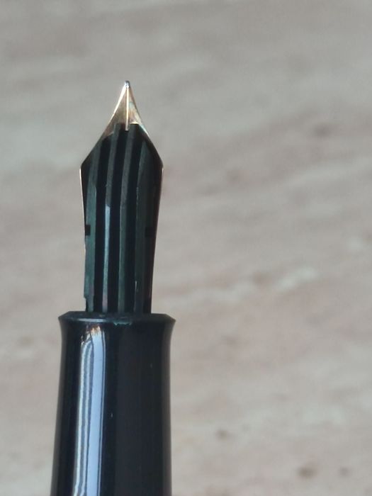 Stilou vintage Pelikan 400 Anii 50 - penita aur 14K