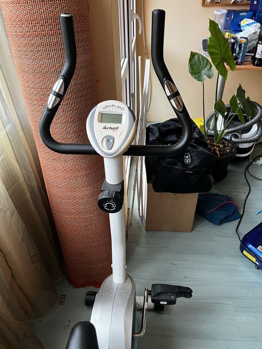 Бягаща пътека и велоергометър