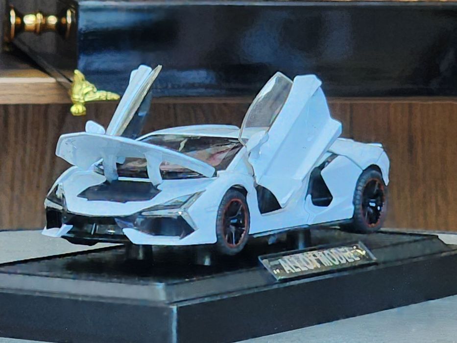Lamborghini Centenario metal o'yinchoq