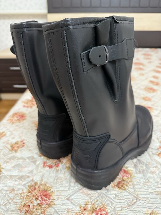 Сапоги новый цена 11000 тенге