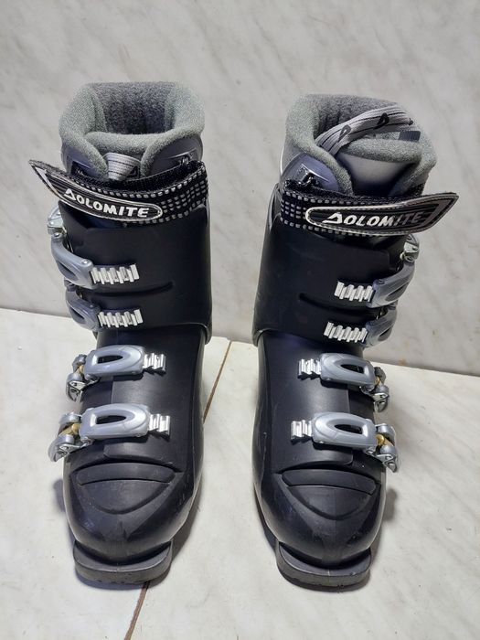 Clapari ski schi Dolomite  mondo 26 corespunde mărimii 40