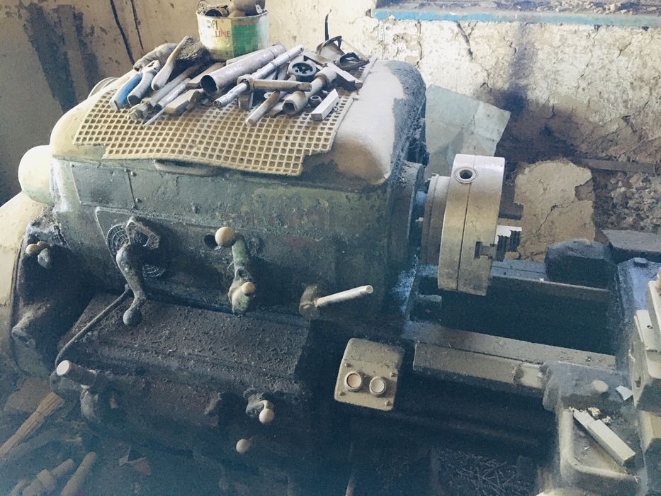 Токарьный станок