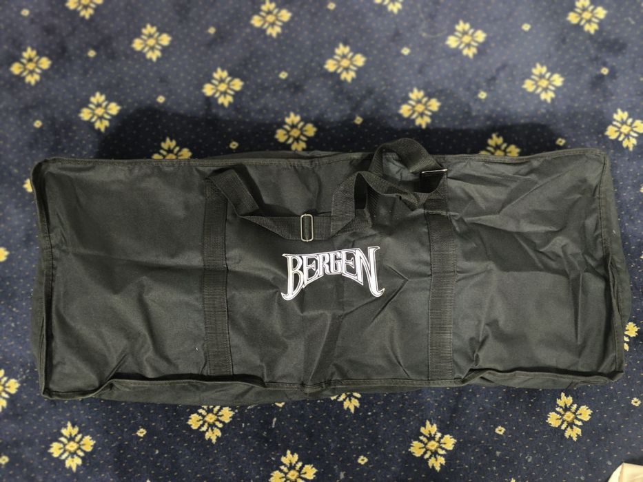 Продам синтезатор ,б/у