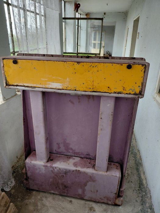 Cântar de 2000 kg