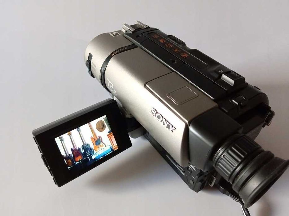 Camera filme casete Hi8, video8 impecabila