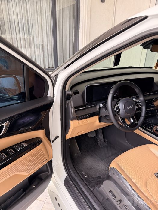 Продаётся Kia Karnival