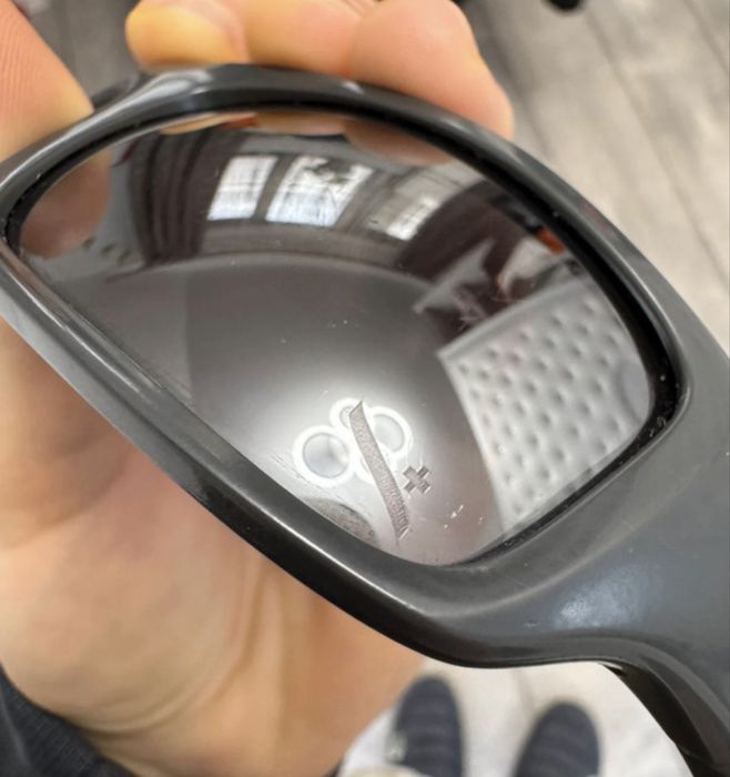 ochelari de soare polarizati oakley valve infinite hero