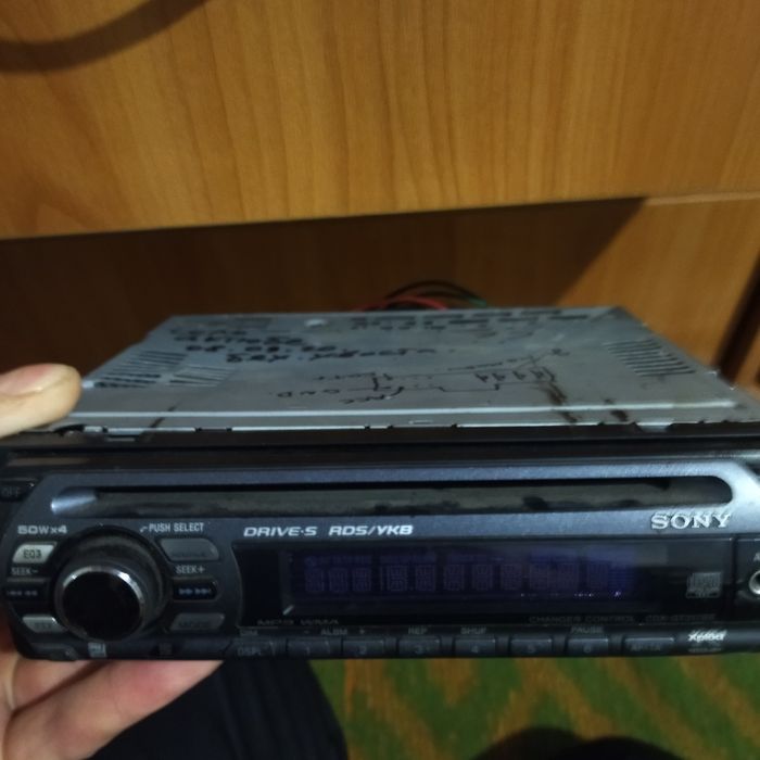 Продаю автомагнитола