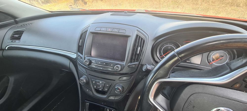 Opel insignia, на части.