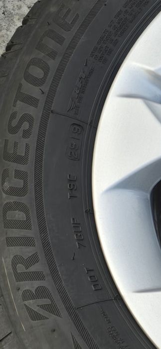 4 Броя 225/55/17 Bridgestone 2x8mm 2x6mm RunFlat