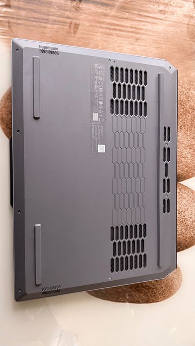 Laptop Gaming Lenovo LOQ 15IRX9 – i7