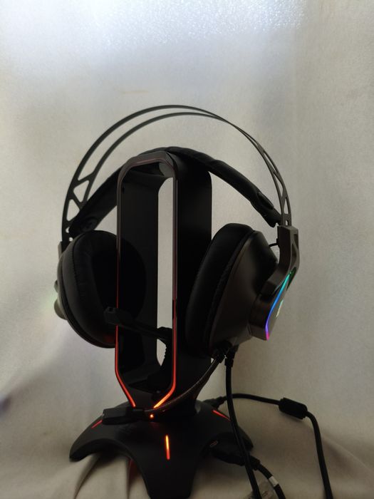 Gaming Наушники + RGB Стойка