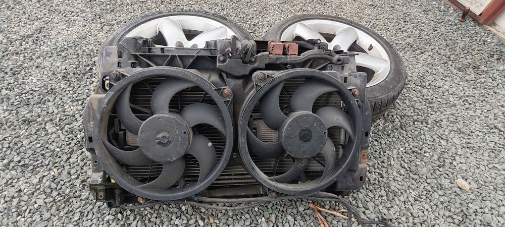 Trager radiatoare electroventilator Peugeot 407 coupe 2.7hdi 1000lei