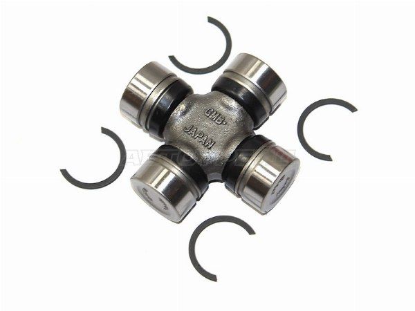 Крестовина карданного вала  Nissan Mistral