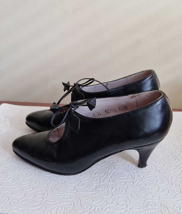 Pantofi din piele ,Guban ( anii 90')