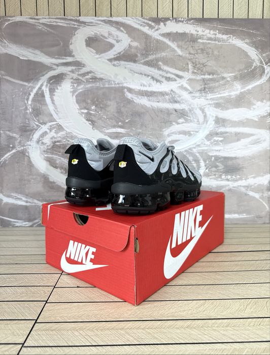 Nike Vapor Max Plus Grey Black