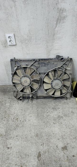 Радиатор highlander 2001
