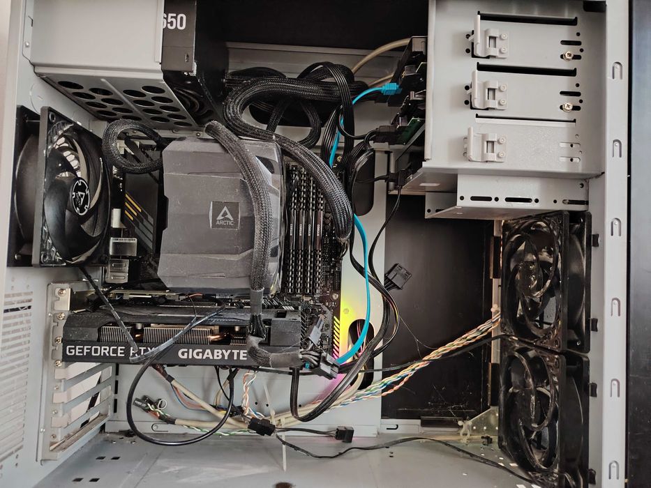 Calculator ryzen 5 ram 32gb cu rtx 3060 12gb 192bit