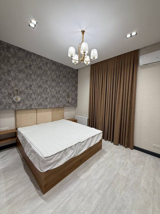 Аренда квартиры  ЖК "Uzbеgim"
1 000 $/мес

• 3 комнаты
• Этаж: 9 из 1