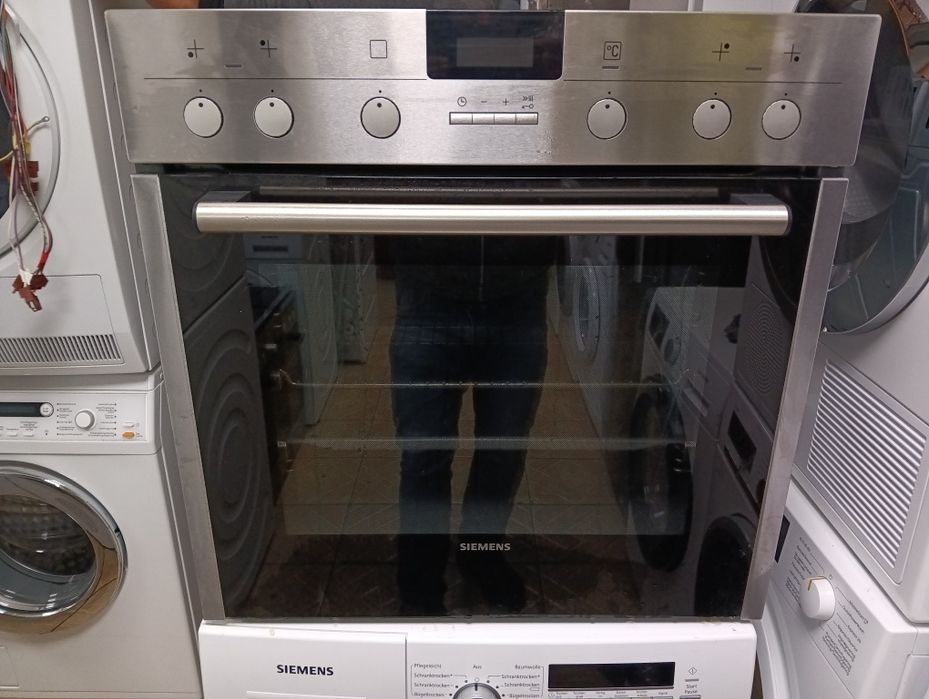 Като нова печка за вграждане Сименс Siemens с две години гаранция!