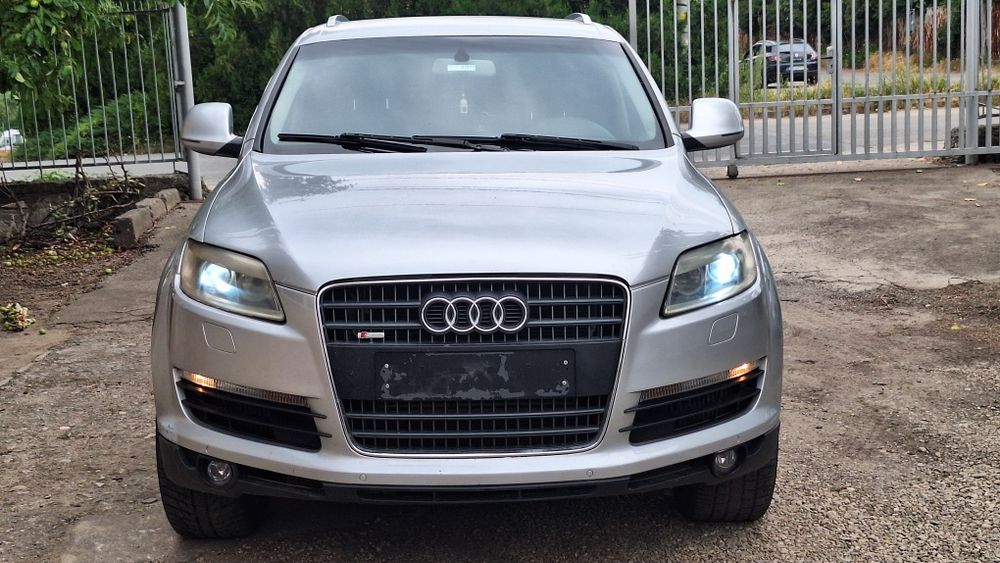 Audi Q7 3.0TDI 233кс на части