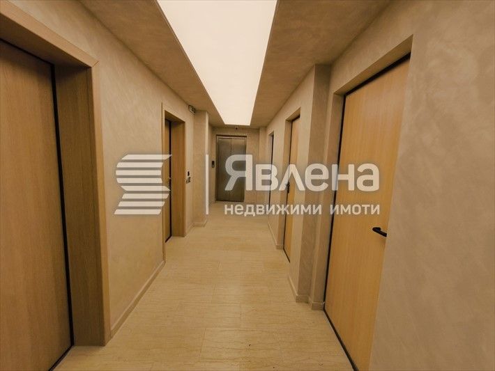 Продава се Четиристаен апартамент в София, Редута - 113 кв.м за 2200 €/кв.м - Снимка #3
