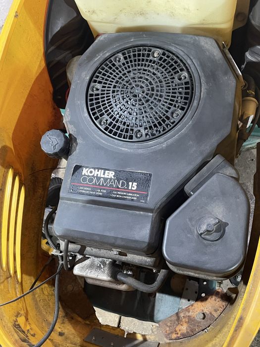 Tractoras gazon kohler