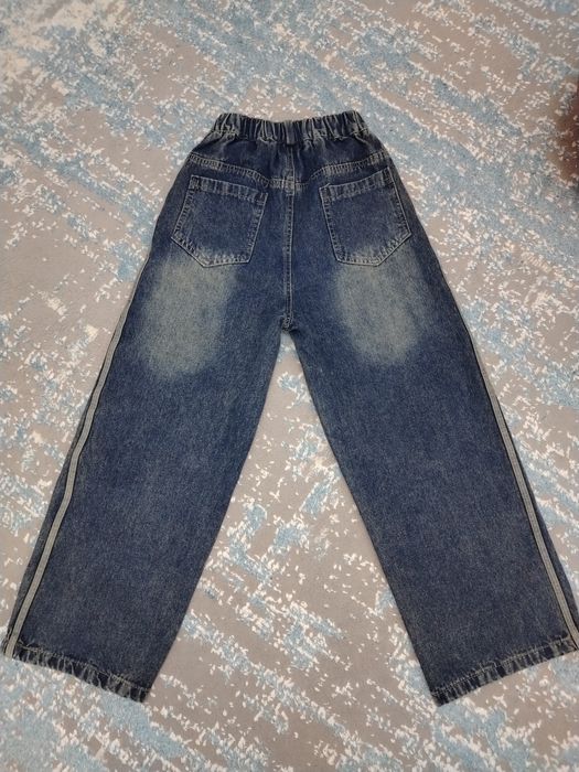 Новая джинсы на девочку