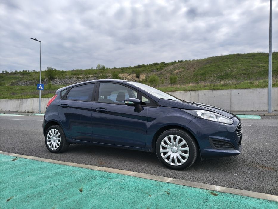 Vând Ford Fiesta 1.0 benzina 80cp