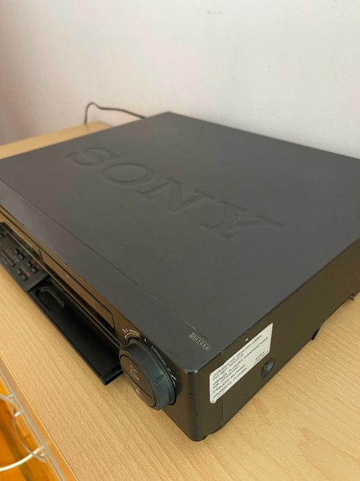 Видеорекордер Sony SLV-226EE