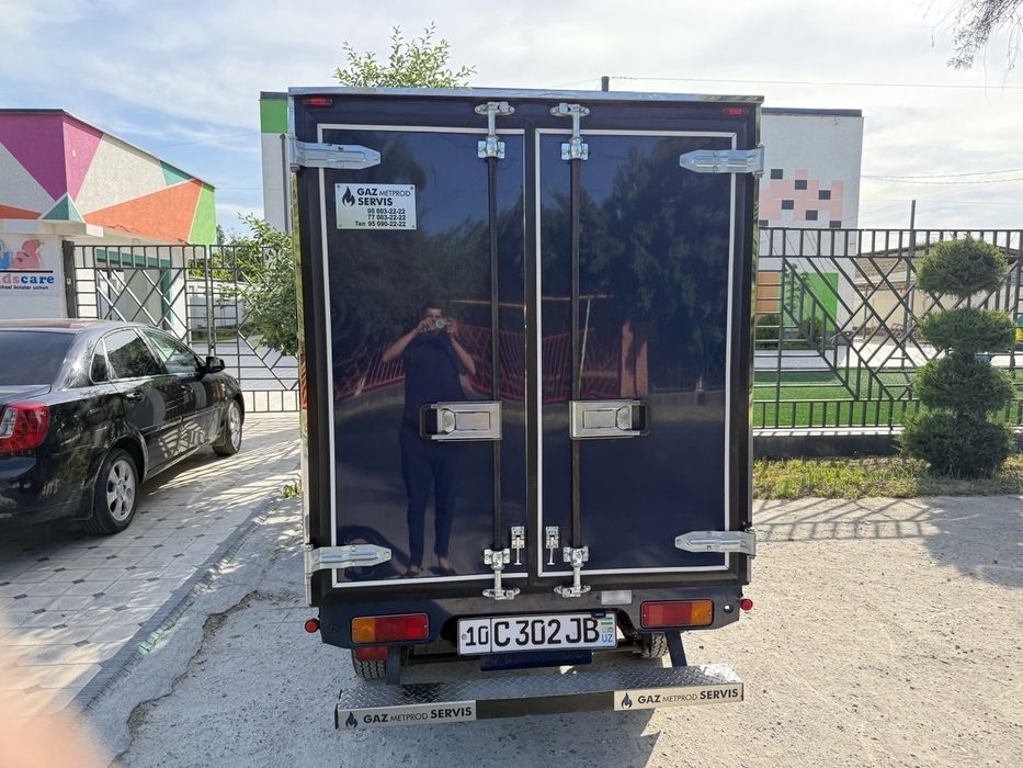 Mashina chevrolet labo