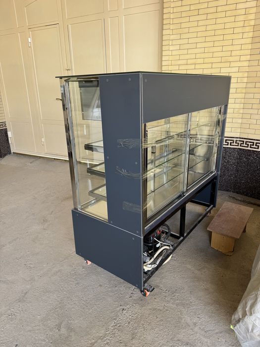 Витирина холодильник