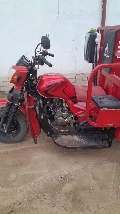 Motosikl murovey trisikl yuk moto gruzavov 2 tonnalik benzin moto
